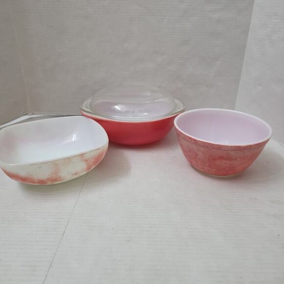 3 Vintage Pyrex Dish Set Pink White Glass 1.5 Quart 515B, 402 + 2qt W Lid 024 - Picture 12 of 15